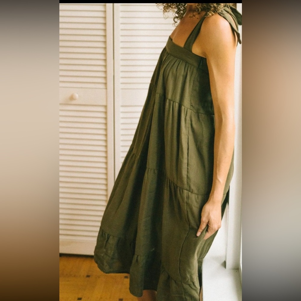 Jackson Rowe Breezy Seaweed Midi Dress - Picture 2 of 8